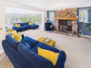 Living Room- click for photo gallery